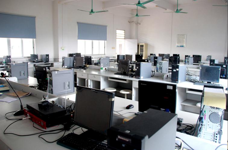 通信工程技术 连接世界的现代血脉